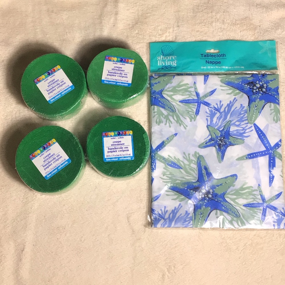 Starfish table cloth and 4 streamer rolls